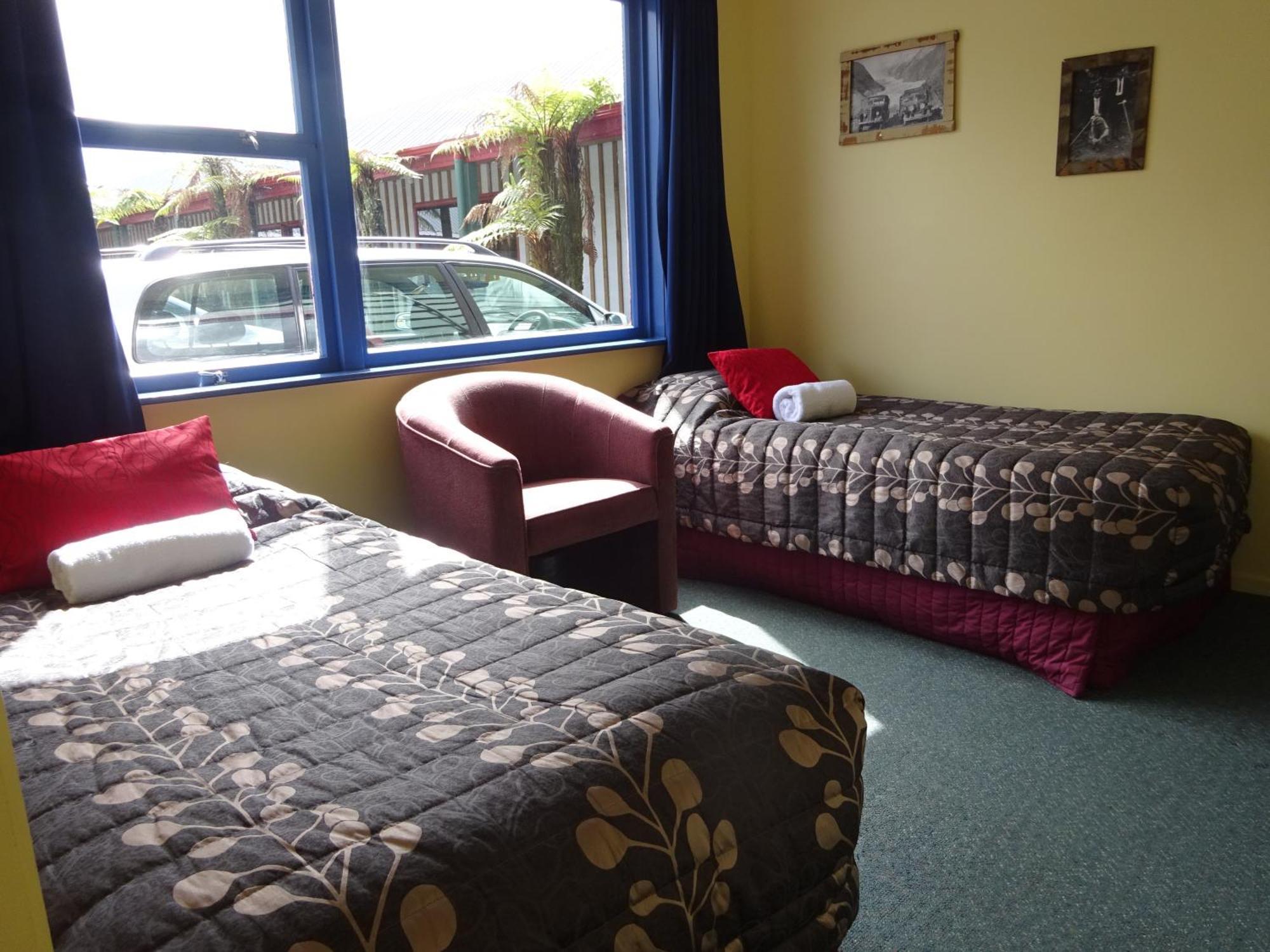 Glow Worm Accommodation Franz Josef Exterior foto